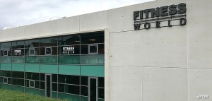 Fitness World efter afrensning facade2