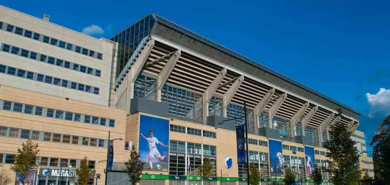 Telia Parken afrenset og impraegneret